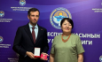 Россия делает для киргизских детей очень многое, но награду получает посол Британии